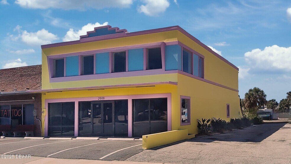 2008 S Atlantic Ave, Daytona Beach Shores, FL à vendre - Photo de l’immeuble – Image 1 sur 15