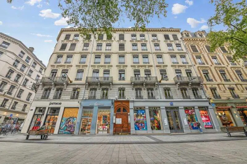 30 Rue De La République, Lyon à louer - Photo de l’immeuble – Image 2 sur 32