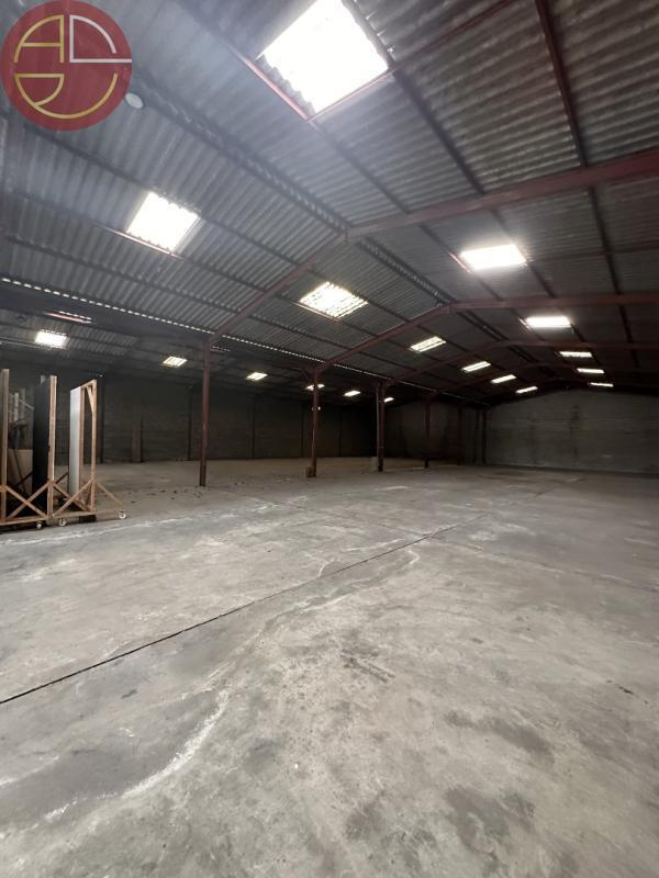 Plus de détails pour Industriel/Logistique à louer