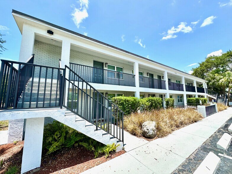 4200 1st St N, Saint Petersburg, FL à vendre - Photo de l’immeuble – Image 3 sur 18