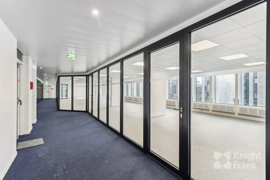 177-185 Rue De Bercy, Paris à louer - Photo de l’immeuble – Image 3 sur 9