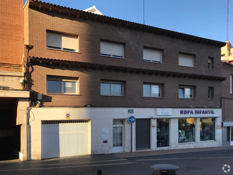 Calle Doctor Santiago Ramón y Cajal, 18, Guadalajara, Guadalajara à louer - Photo de l’immeuble – Image 2 sur 2