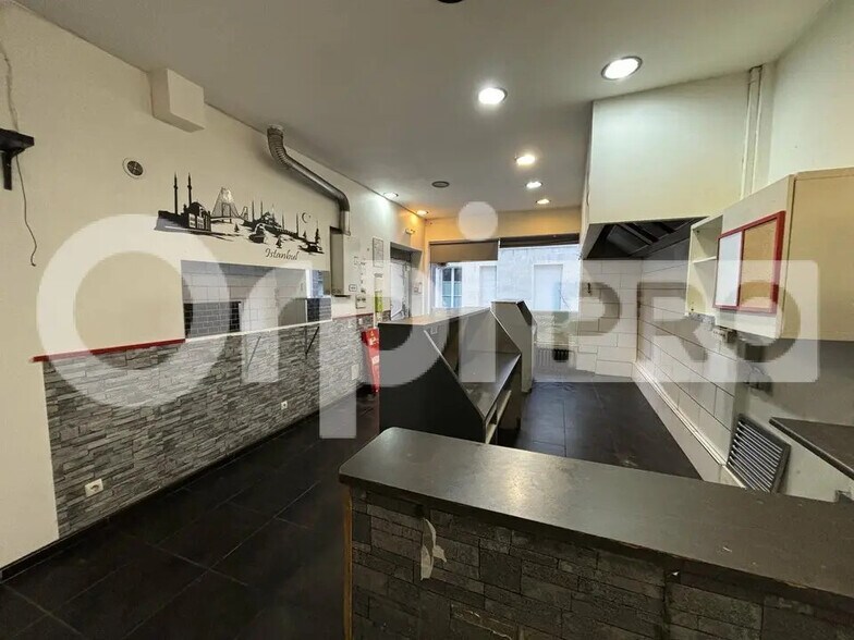 Local commercial dans Compiègne à vendre - Photo intérieure – Image 2 sur 7