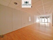 Interior local