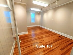 440 N Donnelly St, Mount Dora, FL à louer Photo intérieure– Image 2 sur 5