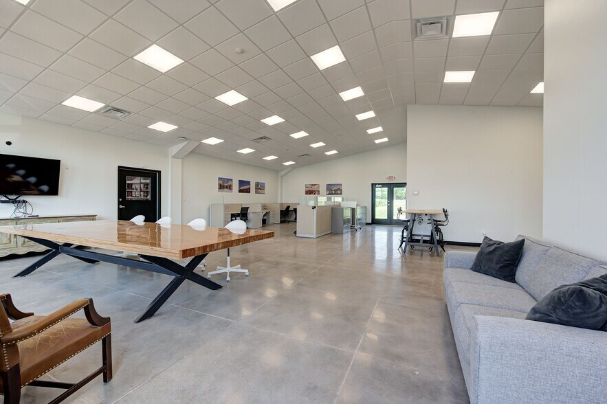 501 E Britton Rd, Oklahoma City, OK à louer - Photo de l’immeuble – Image 3 sur 39