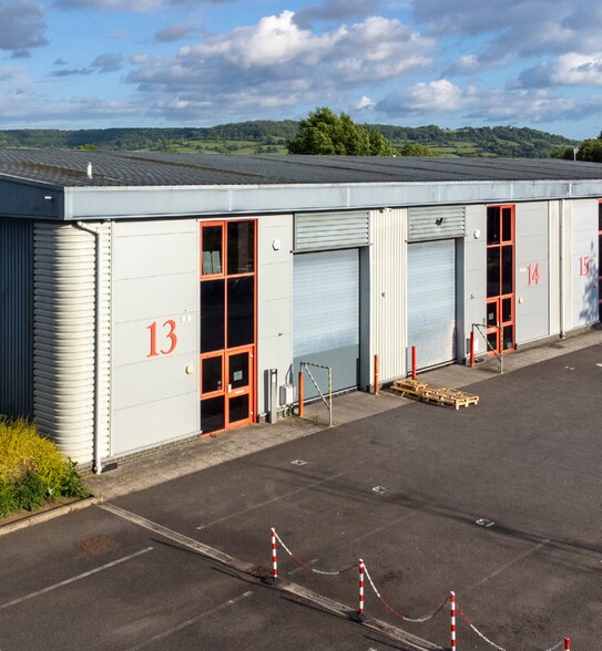 Brunel Ct, Quedgeley à vendre - Photo de l’immeuble – Image 3 sur 5