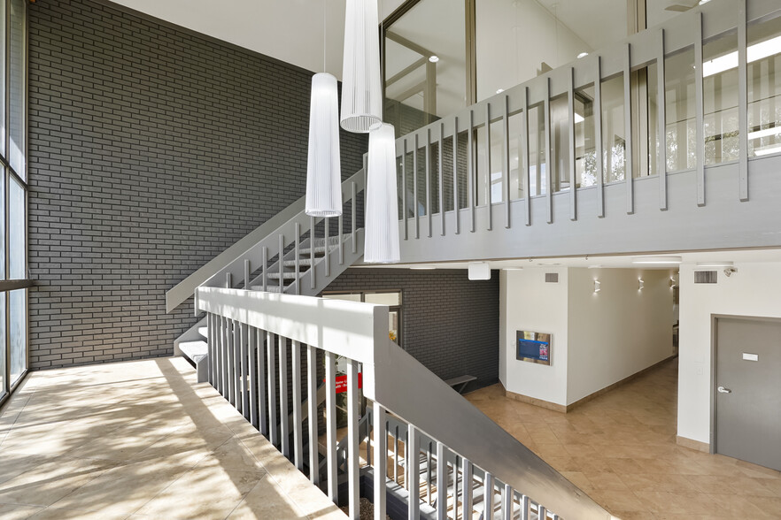 12191 W 64th Ave, Arvada, CO à louer - Photo de l’immeuble – Image 3 sur 16