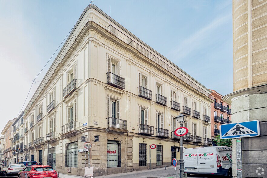 Calle de Barquillo, 29, Madrid, Madrid à louer - Photo principale – Image 1 sur 2