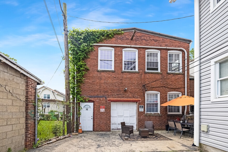 12-14 Henry St, Bloomfield, NJ à vendre - Photo de l’immeuble – Image 1 sur 37