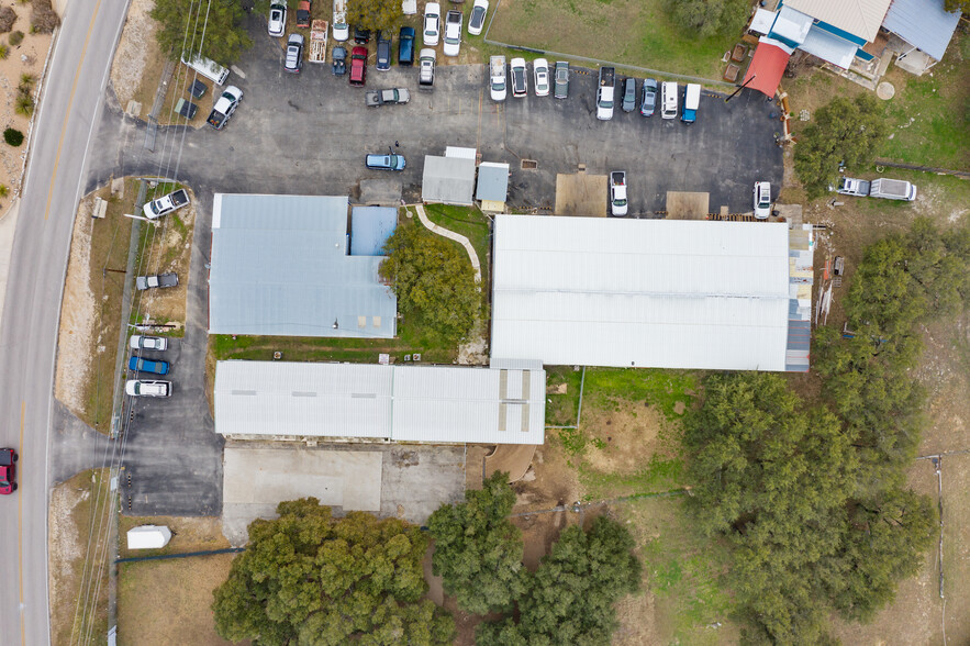 804 Bee Creek Rd, Spicewood, TX à louer - Photo de l’immeuble – Image 2 sur 15