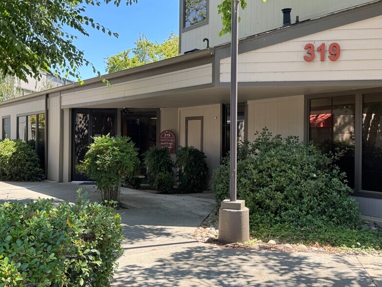 319 Lennon Ln, Walnut Creek, CA à vendre - Autre – Image 2 sur 15
