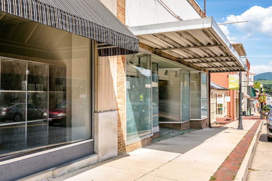 411 W Main St, Waynesboro, VA à louer - Autre – Image 2 sur 16