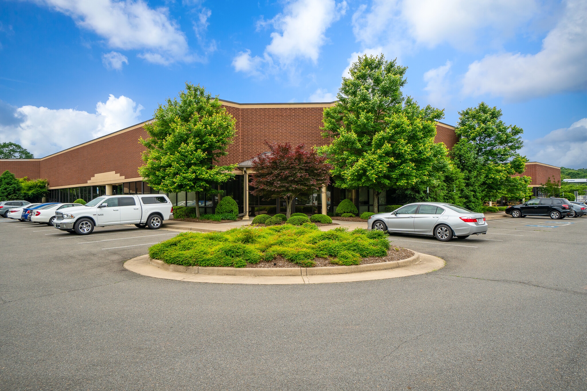 11905 Bowman Dr, Fredericksburg, VA à louer Photo de l’immeuble– Image 1 sur 28