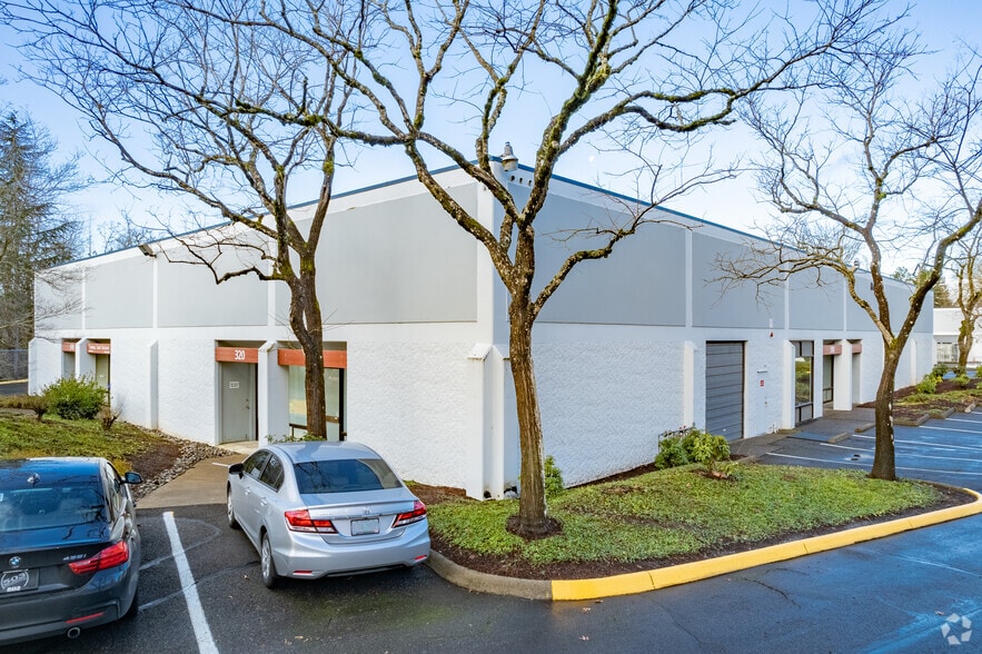 10950 SW 5th St, Beaverton, OR à louer - Photo principale – Image 1 sur 5