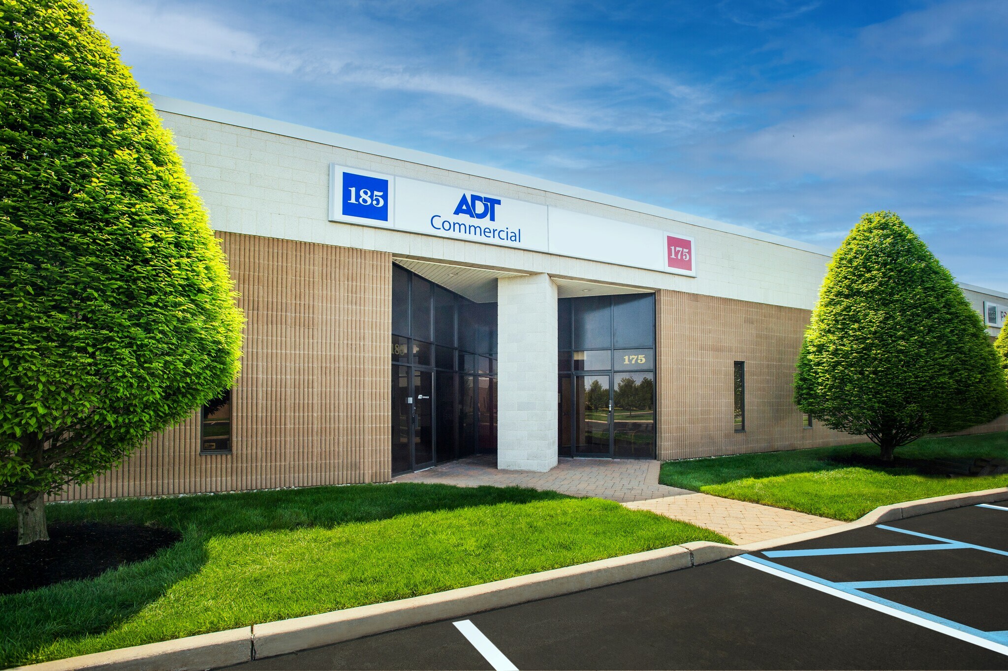 35-185 Campus Dr, Edison, NJ à louer Photo principale– Image 1 sur 3