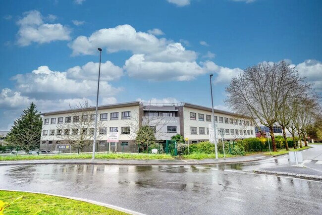 Plus de détails pour Bureau à louer