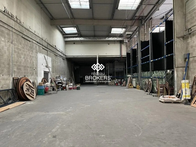 Industriel/Logistique dans Bagnolet à louer - Photo de l’immeuble – Image 1 sur 5