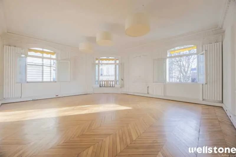 9 Rue De Chaillot, Paris à louer - Photo de l’immeuble – Image 2 sur 14