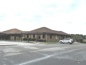 2400 Wayne Memorial Dr, Goldsboro, NC à louer Photo intérieure– Image 1 sur 3