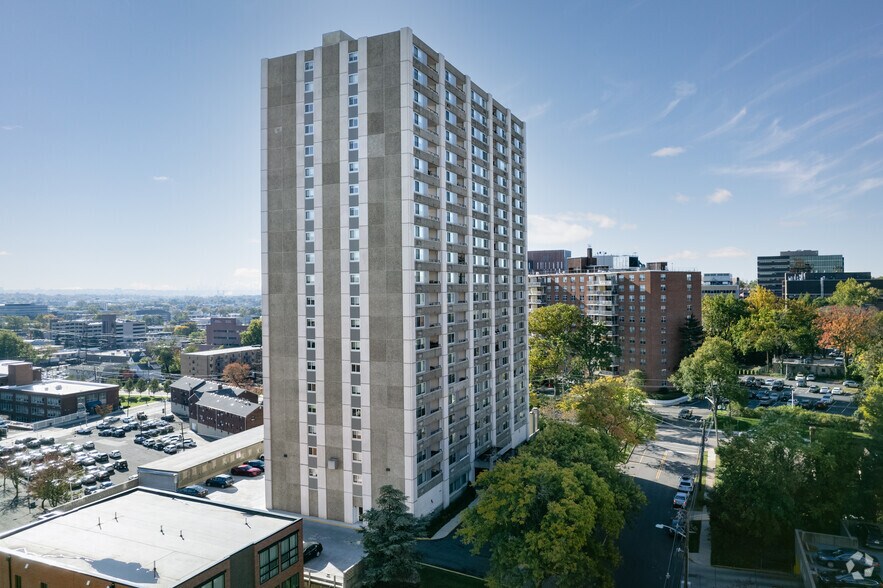 130 Overlook Ave, Hackensack, NJ à louer - Photo de l’immeuble – Image 2 sur 4