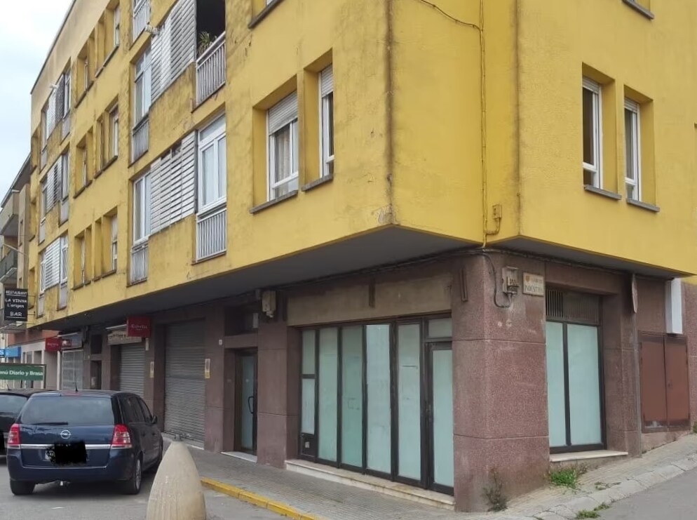 Immeuble residentiel dans AVINYONET DEL PENEDÈS, Barcelona à vendre Photo de l’immeuble– Image 1 sur 6