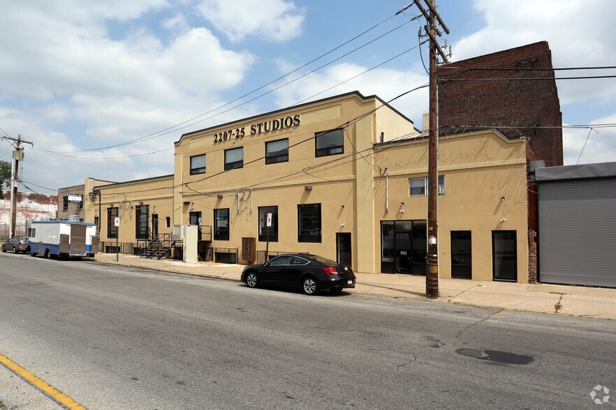 2207-25 N American St, Philadelphia, PA à louer - Photo de l’immeuble – Image 1 sur 5