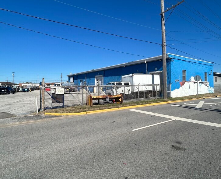 2311 165th St, Hammond, IN à louer - Photo de l’immeuble – Image 2 sur 7