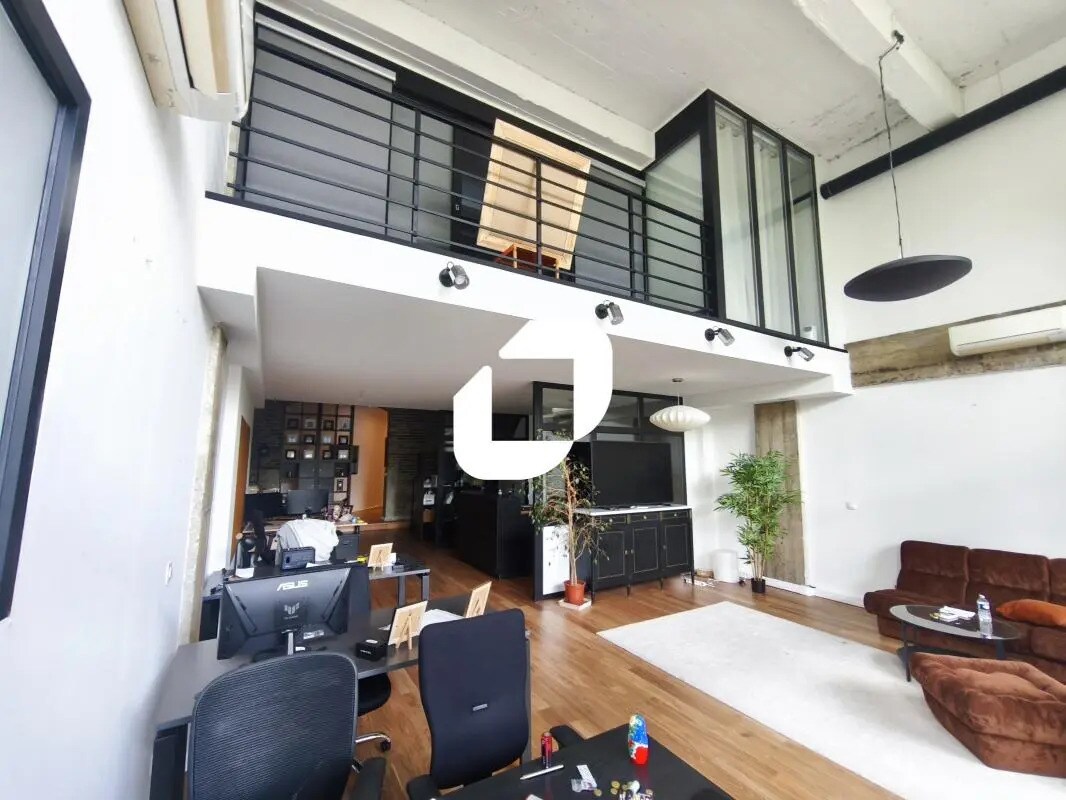 Bureau dans Joinville-le-Pont à louer Photo de l’immeuble– Image 1 sur 7