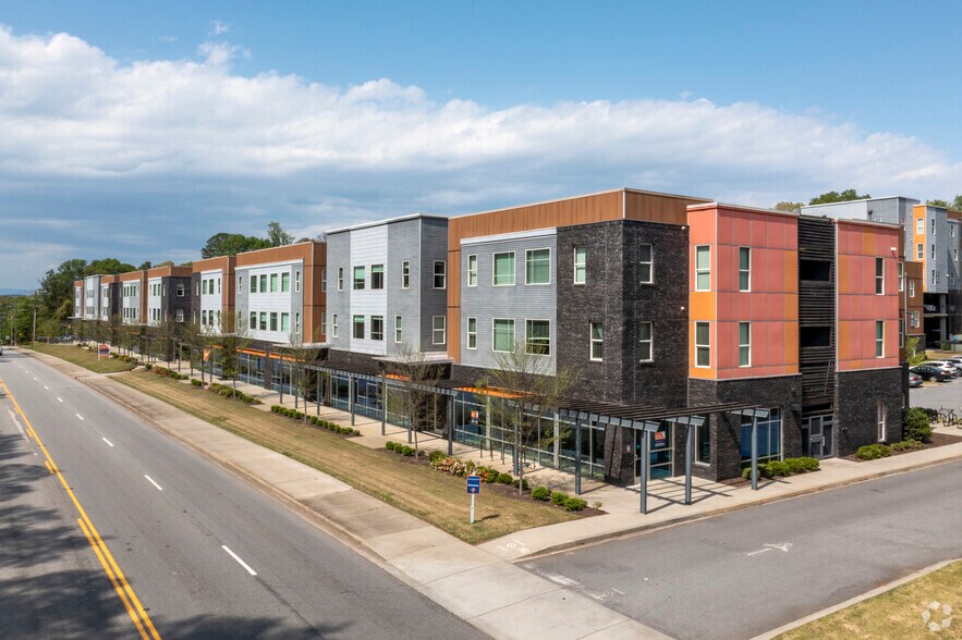 125 Anderson Hwy, Clemson, SC à louer - Photo de l’immeuble – Image 2 sur 10
