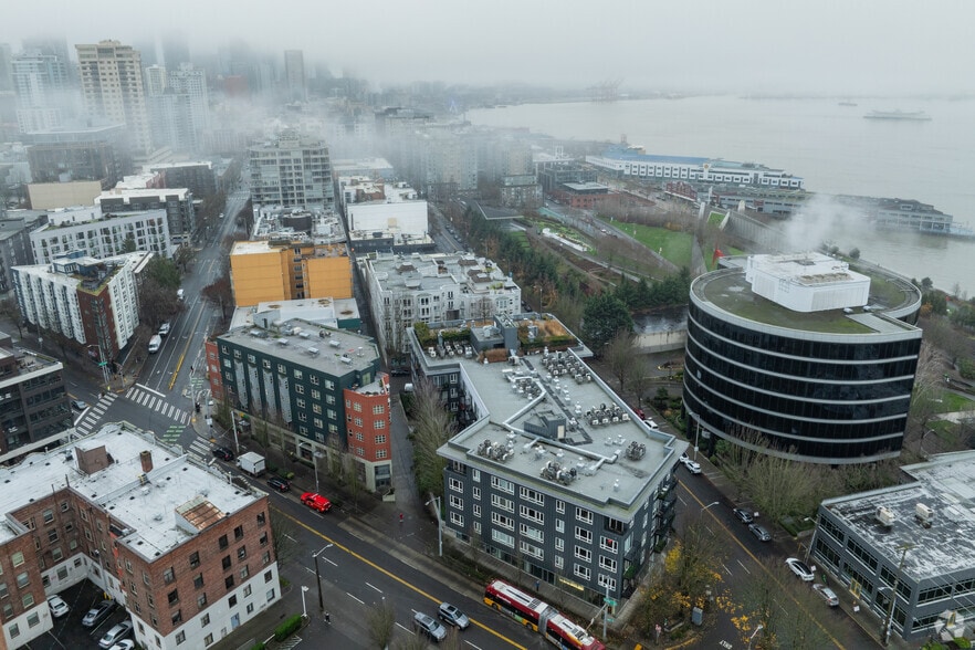 7 Denny Way, Seattle, WA à louer - Aérien – Image 2 sur 5