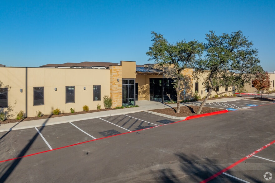 11207 Wild Pine, San Antonio, TX à vendre - Photo principale – Image 1 sur 9