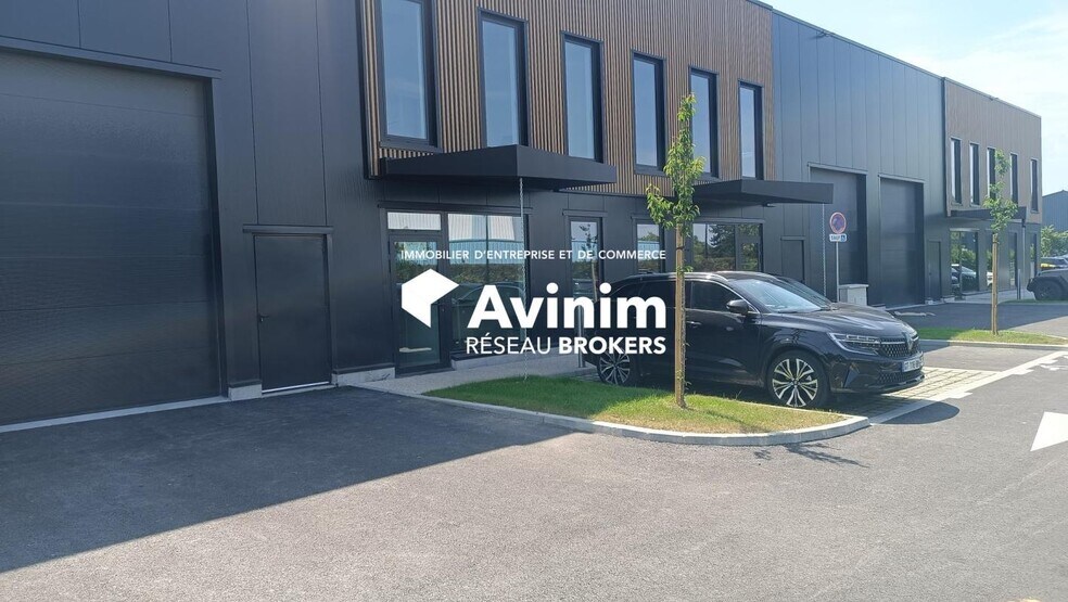 Industriel/Logistique dans Douai à vendre - Photo de l’immeuble – Image 2 sur 2