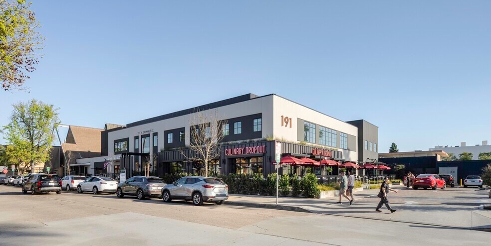 191 N Orange St, Orange, CA à louer - Photo de l’immeuble – Image 2 sur 20