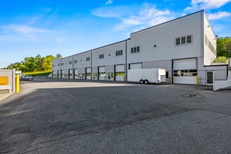 64 Forest Ridge Dr, Rowley, MA à louer Photo intérieure– Image 1 sur 3