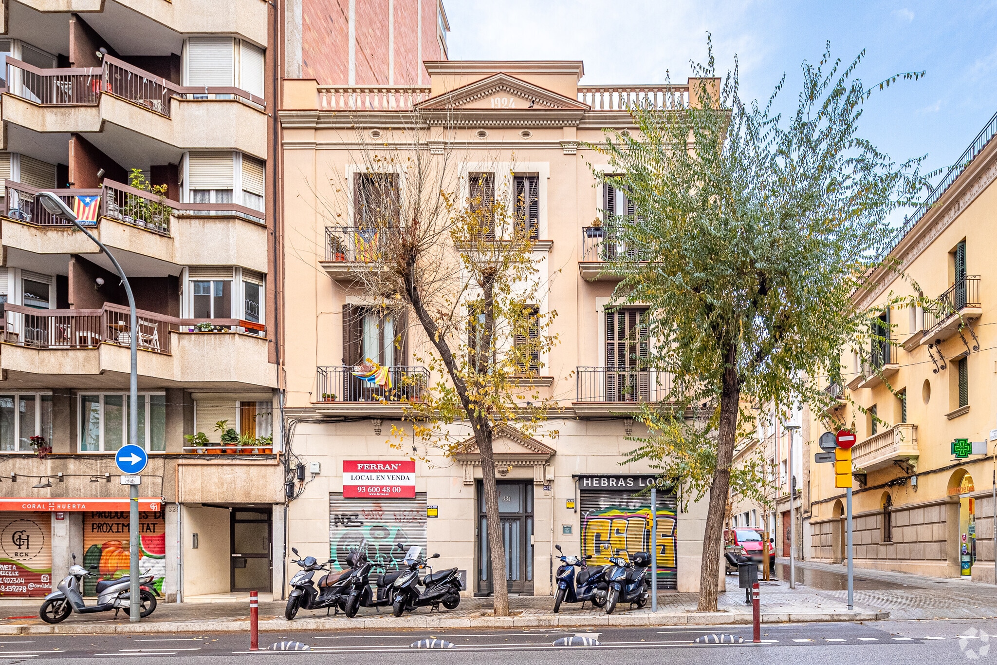 Local commercial dans Barcelone, Barcelona à louer Photo principale– Image 1 sur 4