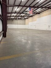 4755 Mercantile Ave, Naples, FL à louer Photo intérieure– Image 1 sur 2