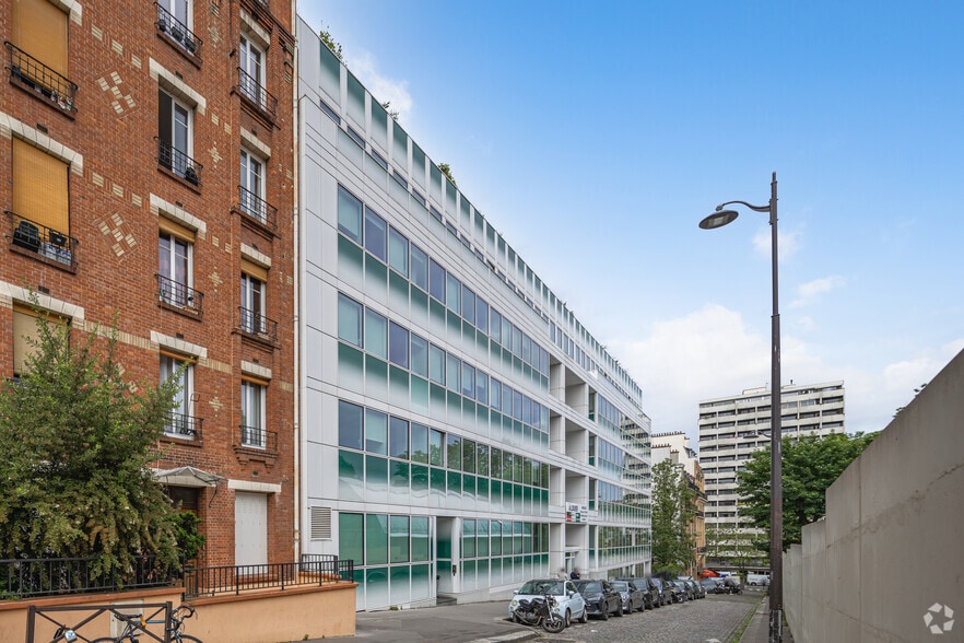 8 Rue Firmin Gillot, Paris à louer - Photo principale – Image 1 sur 4