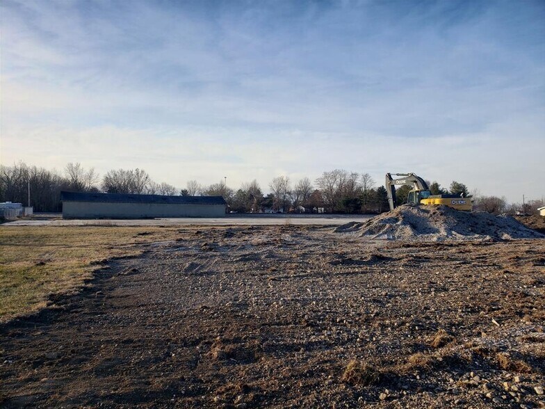 501 S A St, Elwood, IN à vendre - Photo de la construction – Image 3 sur 6