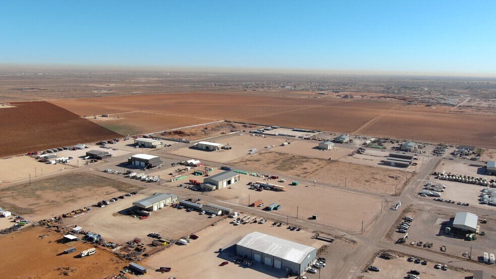 8815 CR 95, Midland, TX à vendre - Photo de l’immeuble – Image 2 sur 12