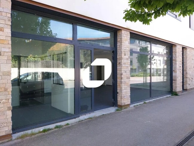 Plus de détails pour Rue Maurice Daniel, Saint-Sébastien-sur-Loire - Local commercial à louer