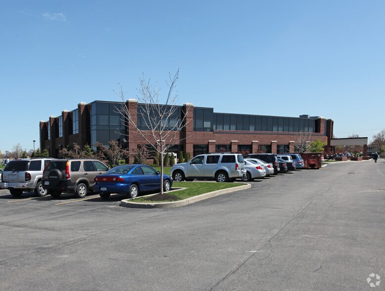 100 College Pky, Williamsville, NY à louer - Photo de l’immeuble – Image 3 sur 3