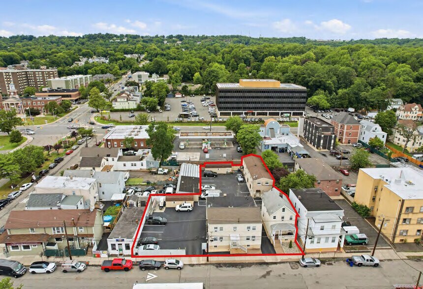 109 Ashland Ave, West Orange, NJ à vendre - Aérien – Image 2 sur 4