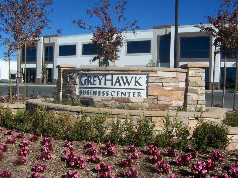3266 Grey Hawk Ct, Carlsbad, CA à vendre - Photo de l’immeuble – Image 2 sur 6