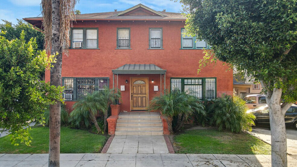 204 S Serrano Ave, Los Angeles, CA à vendre - Photo de l’immeuble – Image 1 sur 40
