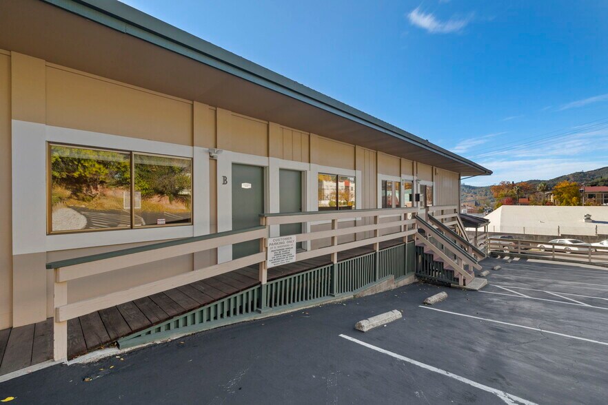 27 S Shepherd St, Sonora, CA à vendre - Photo de l’immeuble – Image 3 sur 31