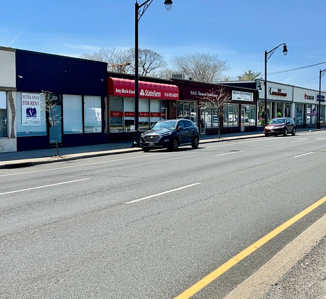 201-203 Sunrise Hwy, Lynbrook, NY à louer - Photo de l’immeuble – Image 2 sur 5