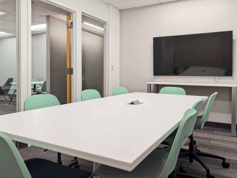 10202 5th Ave NE, Seattle, WA à louer - Photo de l’immeuble – Image 2 sur 17