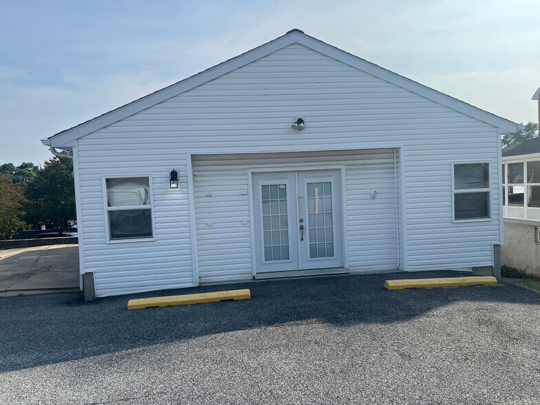 7306 Belair Rd portefeuille de 2 biens à vendre sur LoopNet.fr - Photo de l’immeuble – Image 2 sur 28