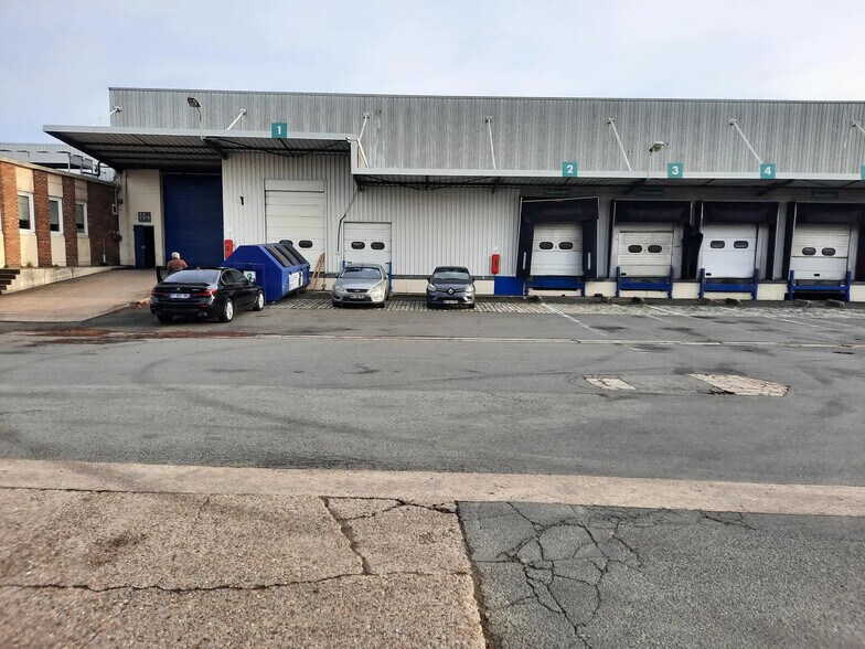 Industriel/Logistique dans Thiais à louer - Photo de l’immeuble – Image 3 sur 5